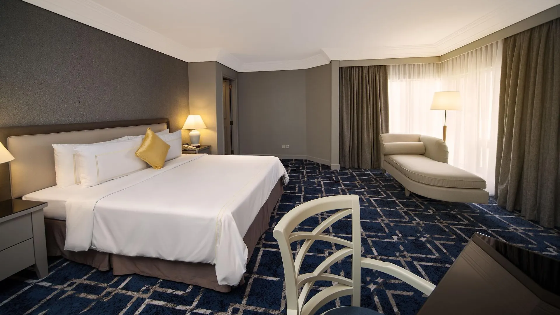 Hotel Grand Millennium Kuala Lumpur 5*,
