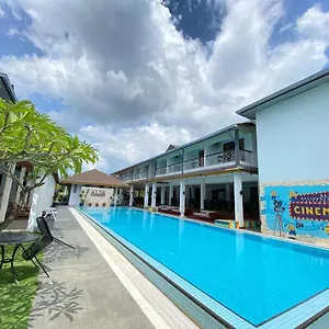 Alia Business Station touristique Padang Mat Sirat