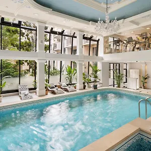 Queen's Court Hotel&residence Hotel Boedapest